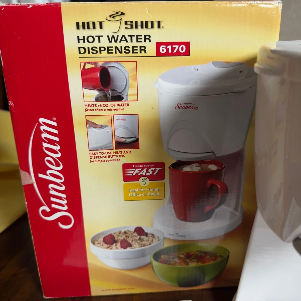 Sunbeam Hot Shot Hot Water Dispenser 6170 White 16oz Fast Heating *Tested*